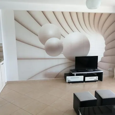 Bilal Golemi Sea View Apartment